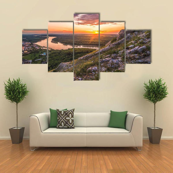 Split canvas product